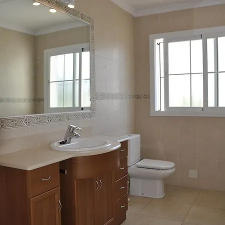 Paradise 内尔哈